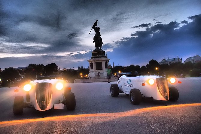 Hotrod Moonlight Tour -evening tour with PRATER ferrys wheel ride - Meeting at Judengasse 4 and Getting Ready