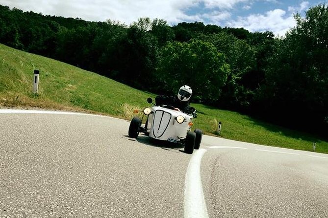 Hotrod Vienna Daylight Tour The most famous & fastest Tour Vienna - Starting at Judengasse 4 near the Anchor Clock