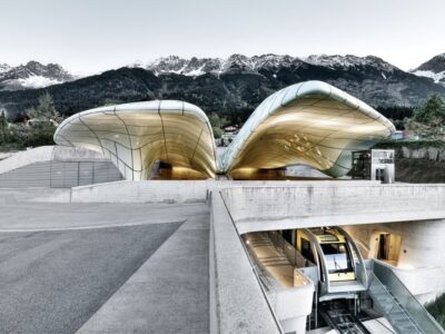 Hungerburg: Roundtrip Funicular Tickets from Innsbruck