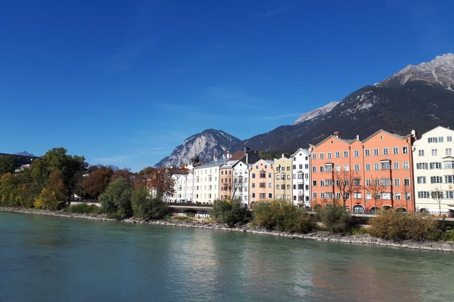 Innsbruck: Express Walk with a Local in 60 minutes - Dom St. Jakob and the city’s quieter details