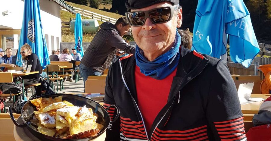 Innsbruck: Food Walking Tour with a Licensed Guide - Why food is a smart way to see Innsbruck