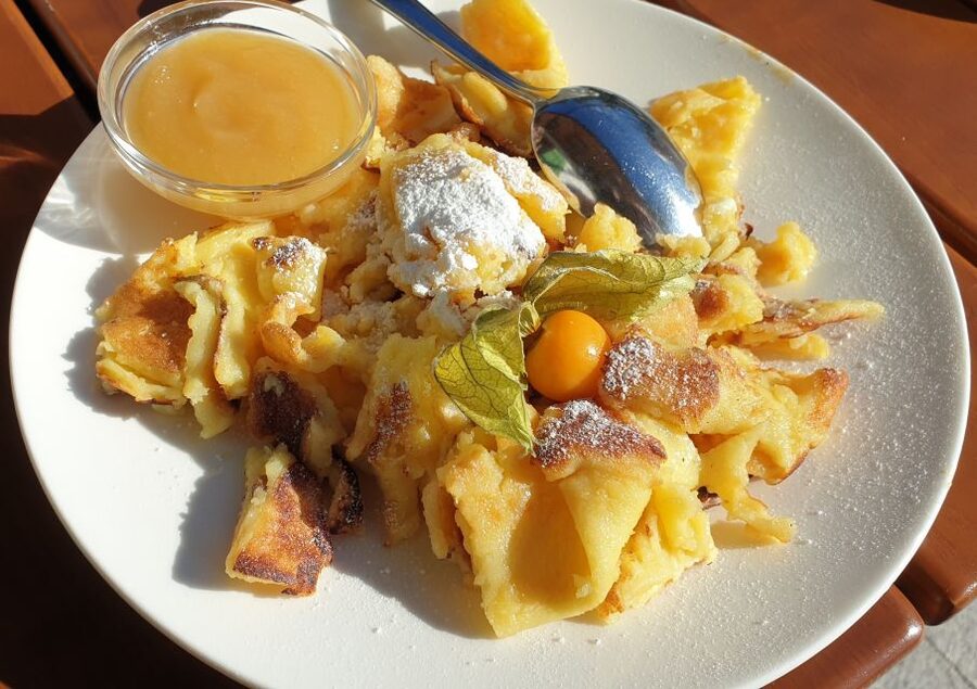 Innsbruck: Food Walking Tour with a Licensed Guide - Starting in Innsbruck’s old town
