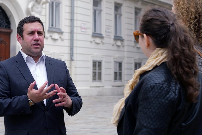 Jewish in Vienna Tour - The synagogue that survived Kristallnacht