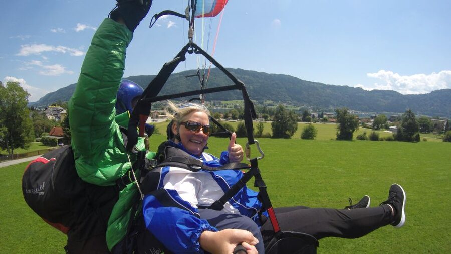 Kärnten/Ossiachersee: Paragleiten " Thermikflug" - Price, group size, and what you receive