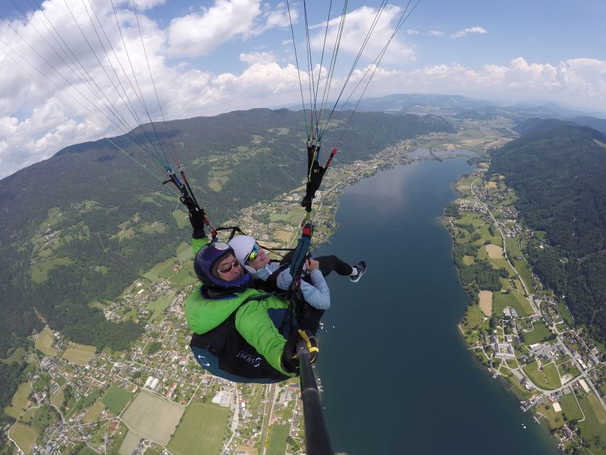 Kärnten/Ossiachersee: Paragleiten " Thermikflug" - Meeting at Ossiachersee and heading to the gondola