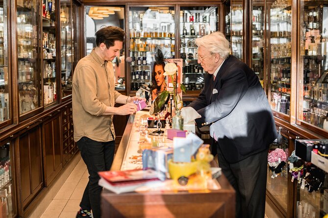 KuK perfumery Filz - the fragrance of empress Sisi - A drink and a 5ml bottle to take home