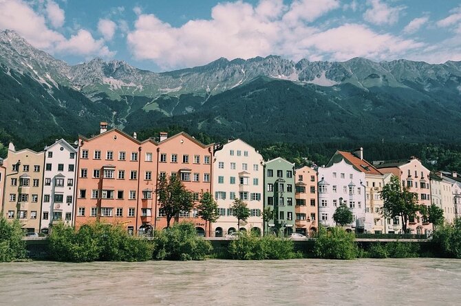 Linderhof palace from Innsbruck, drive and guide - Timing, meeting point, and cancellation