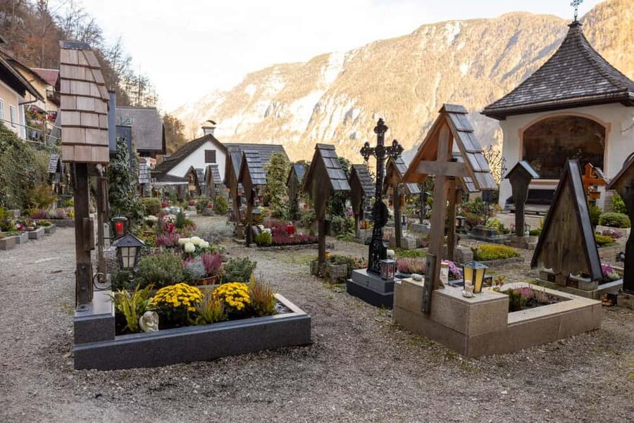 Majestic Walking Tour of Hallstatt - What $435 means for your group