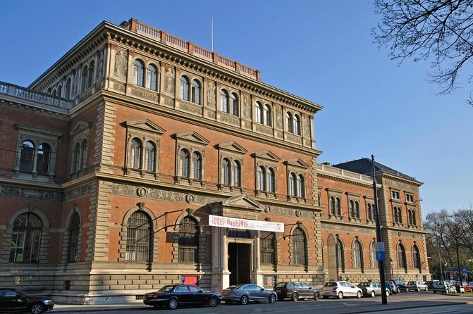 MAK - Museum of Applied Arts, Vienna, Ticket - Why the MAK feels different from a standard art museum