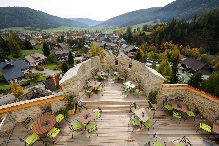 Mauterndorf: Castle Entrance Ticket - Climbing the 44-Meter Peel Tower