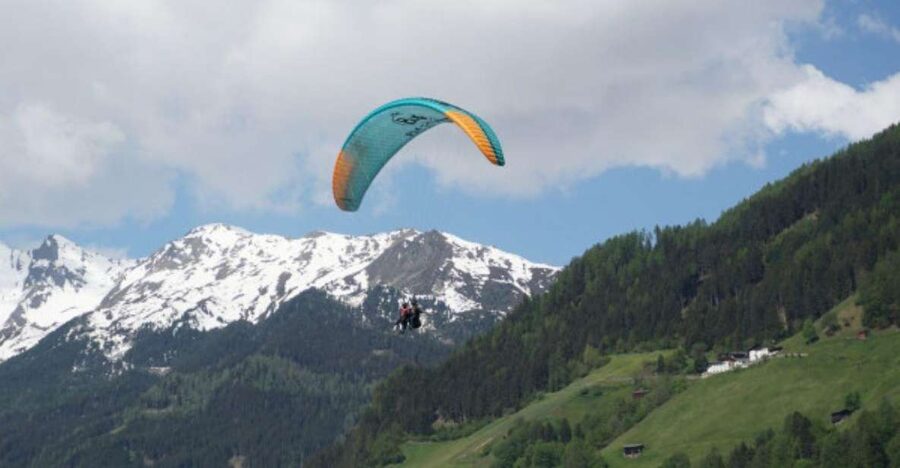 Neustift im Stubaital: Morning Paragliding Experience - The ride to the launch point