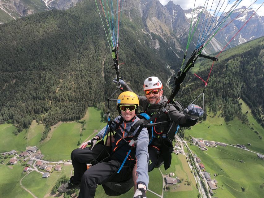 Neustift im Stubaital: Panoramic Tandem Paragliding Flight - The 10-minute cable-car ride to the launch site