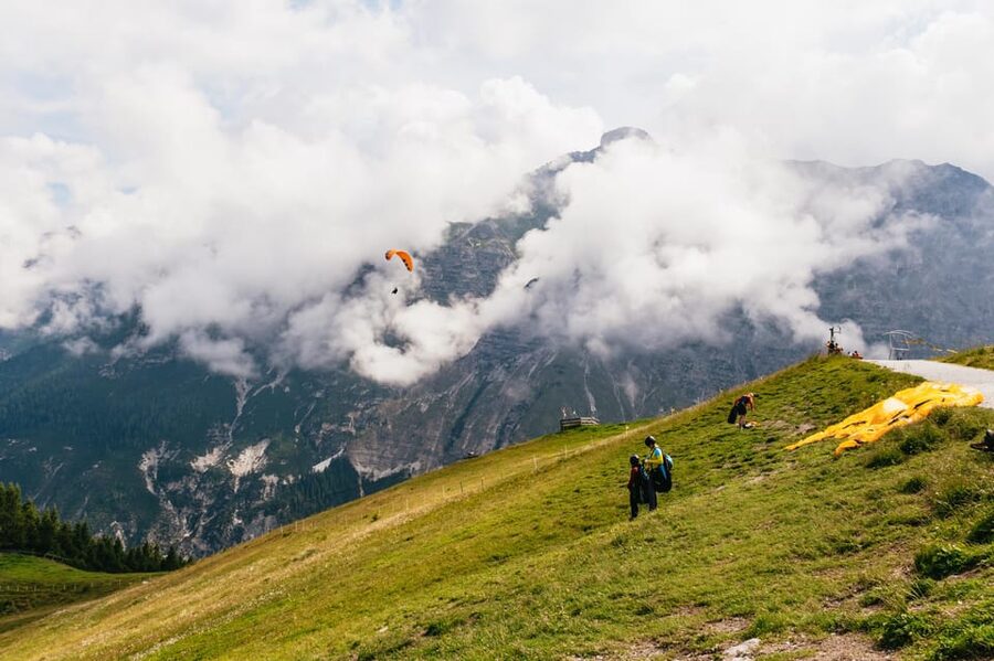 Neustift im Stubaital: Tandem Paragliding Flight - Photos and video cost extra