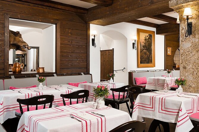 Original Sound of Music Tour Salzburg With Schnitzel and Noodle - Mondsee and the Basilica of St. Michael
