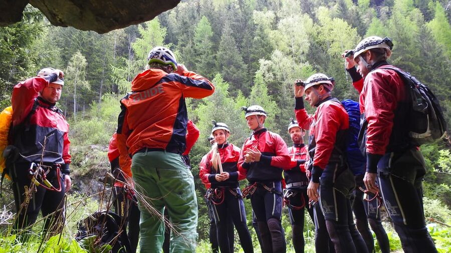Ötztal: Guided Cave Tour for Beginners - Who should book this cave tour?