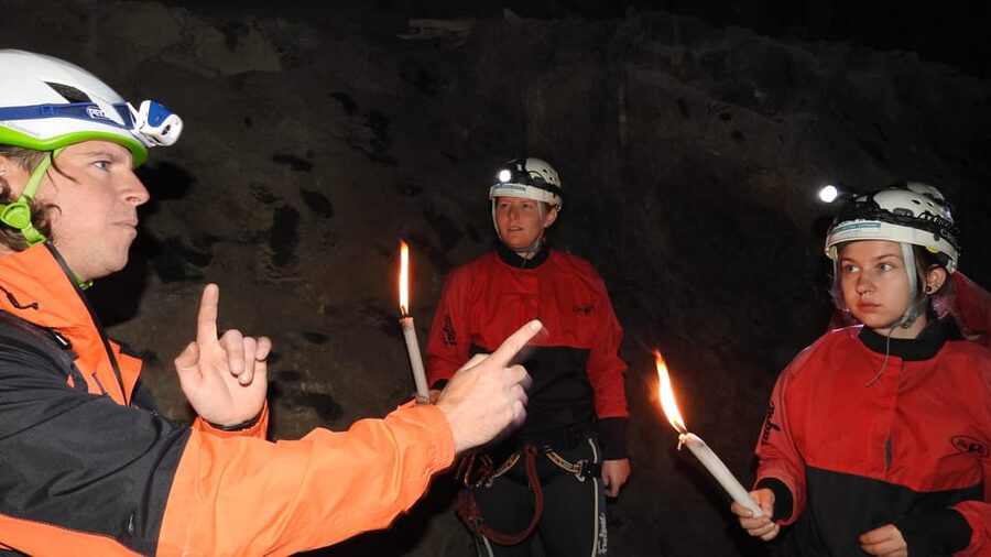 Ötztal: Guided Cave Tour for Beginners - Walking, climbing, and crawling underground