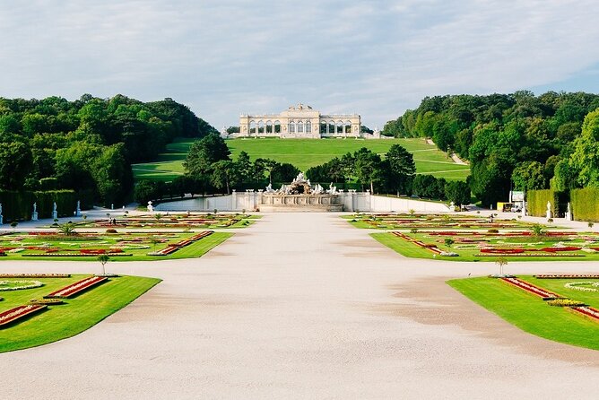 Panoramabahn Schoenbrunn - Timing, boarding, and the main practical risk
