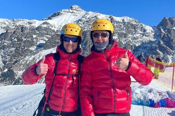 Paragliding & Tandemflüge with World Champion & Team, Stubaital - Above the Stubai Valley with your pilot