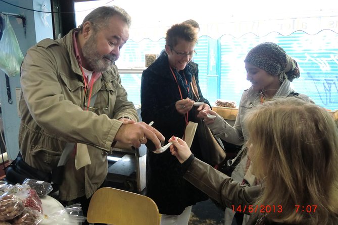 Peters Naschmarkt Enjoyment walks - Meeting Peter at 2 p.m.
