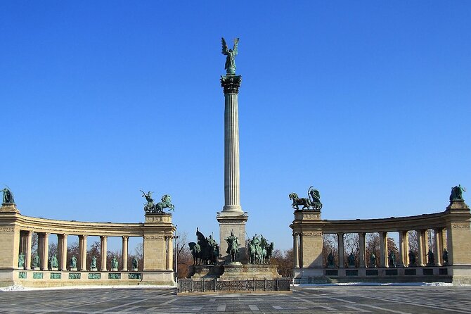 Private day tour to Budapest from Vienna - St. Stephen’s Basilica closes the sightseeing