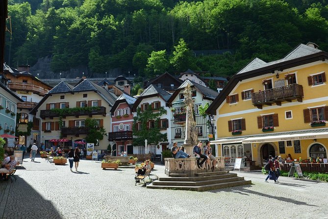Private Day Tour Trip Salzburg Hallstatt and Melk from Vienna - Salzburg With Two and a Half Hours to Choose