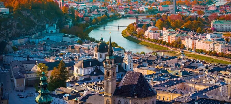 Private day trip from Budapest to Vienna and back - A long road to a short Vienna visit