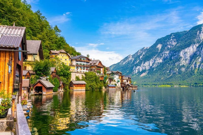 Private day trip from Salzburg to St. Gilgen & Hallstatt - Leaving Salzburg for the Salzkammergut