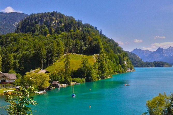 Private Day Trip from Vienna to Hallstatt - St Gilgen and Wolfgang Lake in 25 minutes
