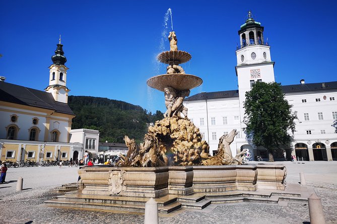 Private Eagles Nest & Salzburg Mini Van Tour incl. S.O.M sights - Salzburg Old Town, Mozart, and Sound of Music sights