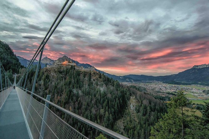 Private Full-Day Tour of Neuschwanstein Castle from Innsbruck - What the guides add to a long day