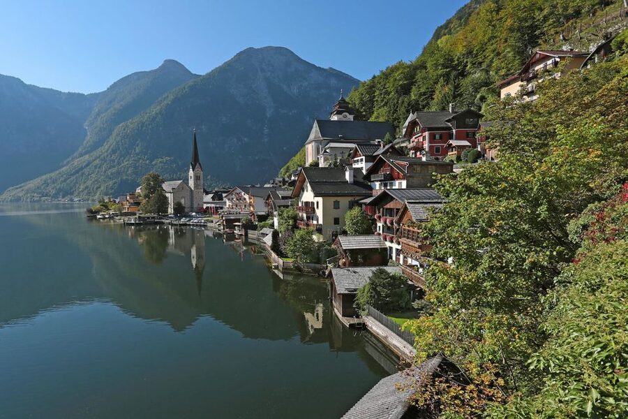 Private Hallstatt Tour from Salzburg - Best times and practical cautions