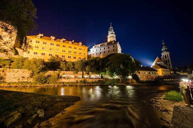 Private one way transfer from Cesky Krumlov to Vienna - Leaving Český Krumlov without a station transfer