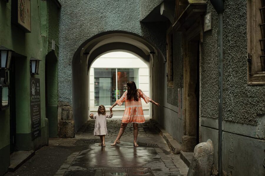 Private Photoshoot Walk Old Town of Graz - Booking, cancellation, and access