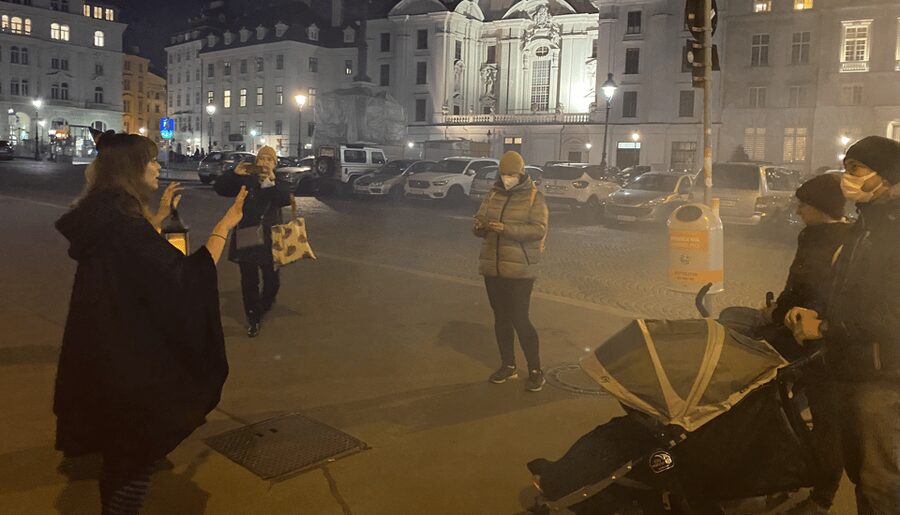 Private Spooky Vienna Tour - Practical advice before you meet the guide