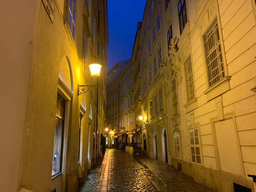Private Spooky Vienna Tour - From imperial grandeur to sinister tales