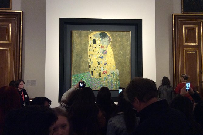 Private Themed Tour of the Belvedere with an Art Historian: "The Kiss" by Gustav Klimt: how it became the Symbol of the Viennese Art - How the private format affects the value