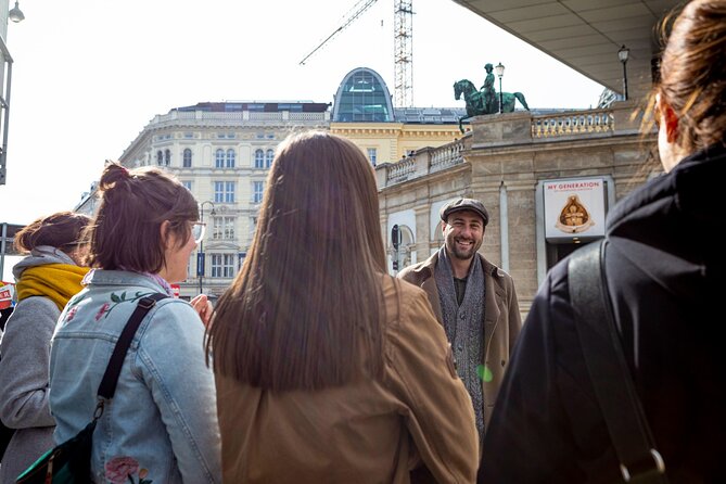 Private tour of historical Vienna with Jan - Maria Theresien Square and the museum district