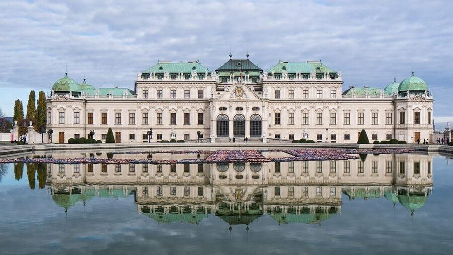 Private tour Vienna: 4 hours by Car - What the private car adds