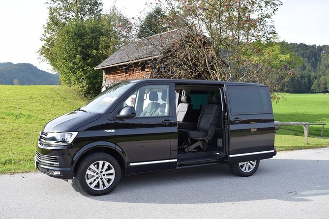 Private Tour Vienna to Salzburg via Wachau & Lake District - What the private format changes