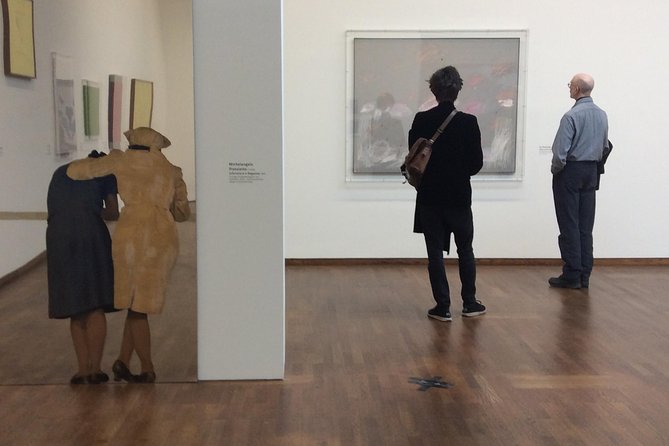 Private Tour with an Art Historian of the Leopold Museum: Gustav Klimt, Egon Schiele and Viennese Art Nouveau - The first 30 minutes: finding Vienna’s artistic break