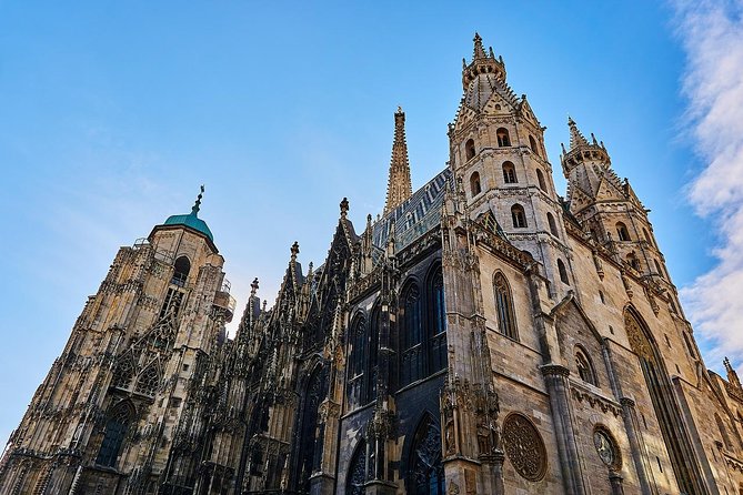 Private Transfer from Salzburg to Vienna: Door-to-door, English-speaking driver - The Salzburg to Vienna ride