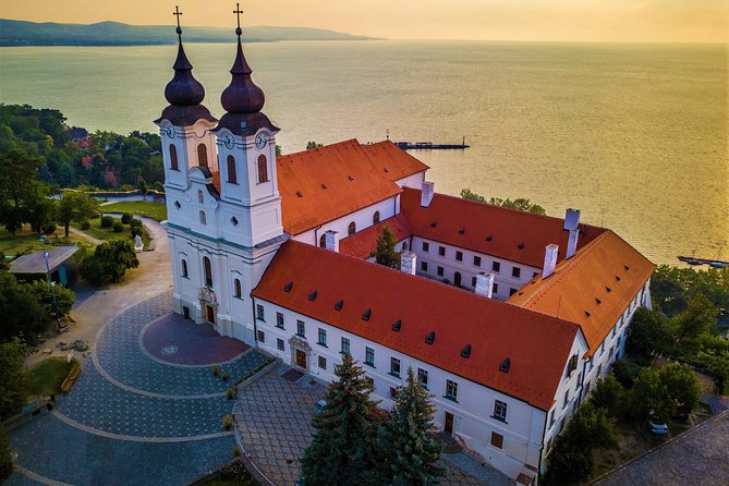 Private Transfer from Vienna to Budapest or Budapest to Vienna - Planning your day around the 3 to 8 hour duration