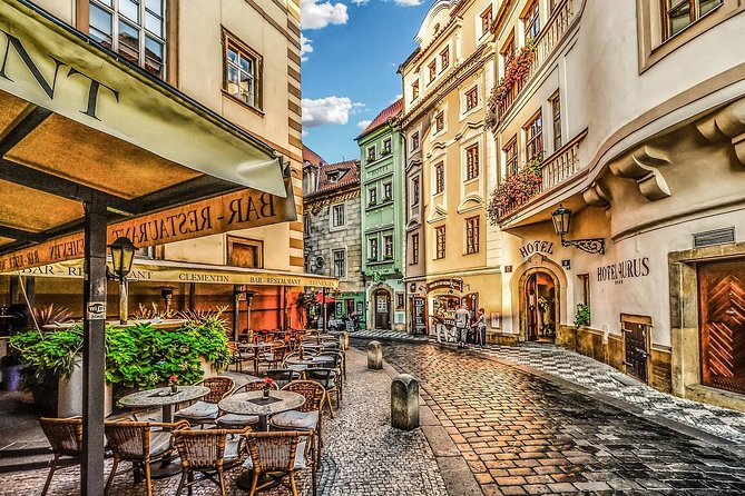 Private Transfer from Vienna to Prague, Hotel-to-hotel, English-speaking driver - Is $300.40 per person good value?