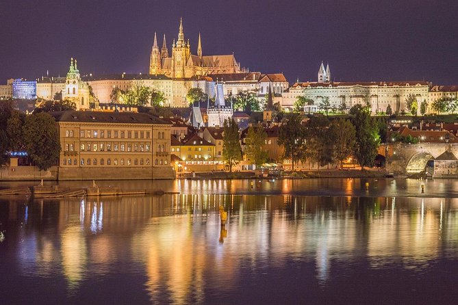 Private Transfer from Vienna to Prague, Hotel-to-hotel, English-speaking driver - Who will get the most from this transfer?