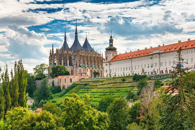 Private Transfer from Vienna to Prague with 1 hour Stop in Kutna Hora - Why this Vienna to Prague transfer is different