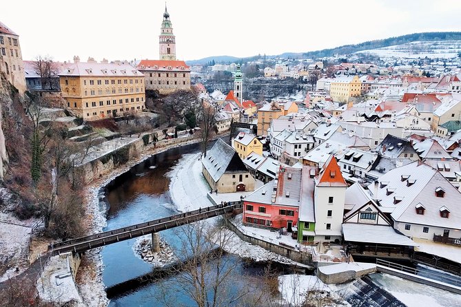 Private transfer in a Sanitized Car Prague to Vienna with 2h stop Cesky Krumlov - Why This Prague to Vienna Transfer Makes Sense