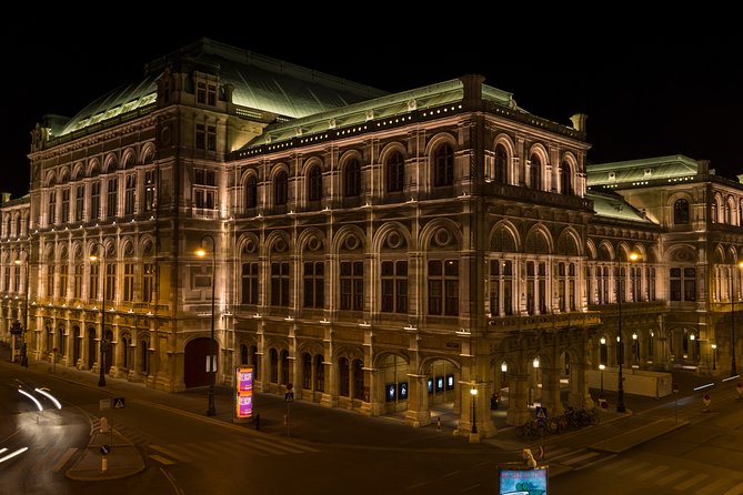 Private Vienna City Tour with Schonbrunn Palace Visit - Riding Vienna’s Ringstrasse past imperial landmarks