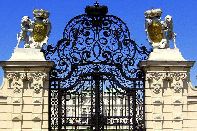 Private Vienna Highlights History Walk — WWII and Post War Vienna - Belvedere Palace: from Prince Eugene to the Second Republic