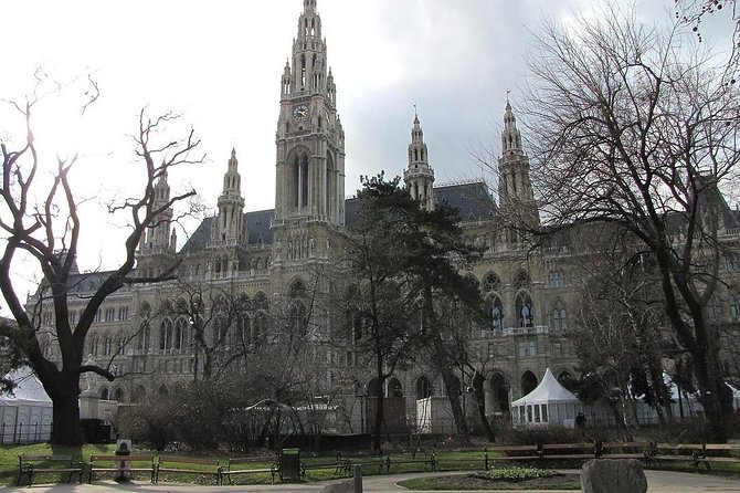 Private Vienna Historical Landmarks Tour - What this four-hour Vienna tour really offers