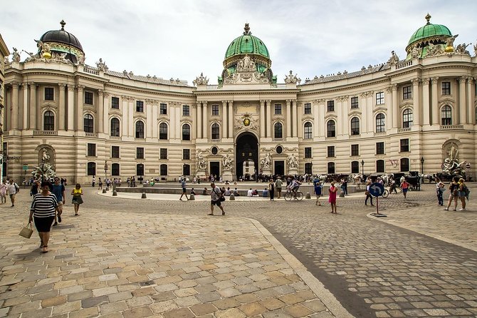 Private Vienna Historical Landmarks Tour - Belvedere Palace and Schönbrunn Palace